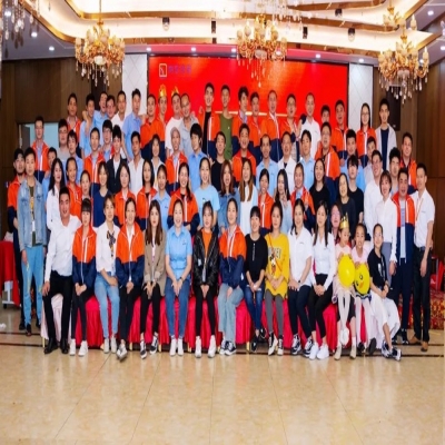 2020年度納宏光電優(yōu)秀員工表彰大會暨空巴活動圓滿落幕